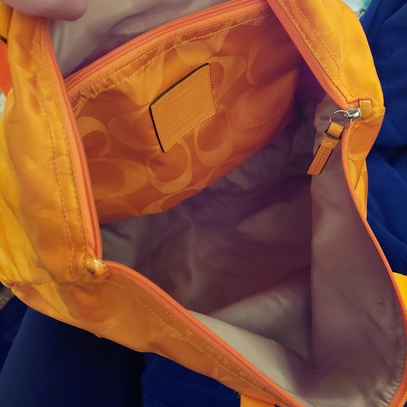 Coach Purses - Picture 6 of 16